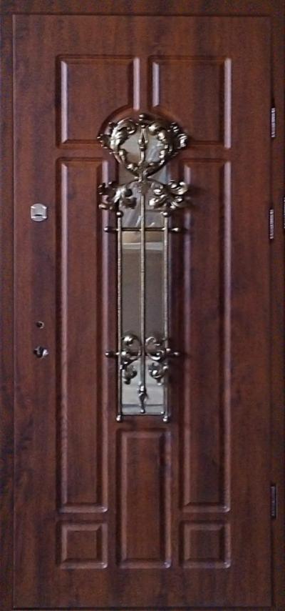 Вхідні двері (вуличні) БУЛАТ 105-К4 з ковкою Престиж  - Альберо