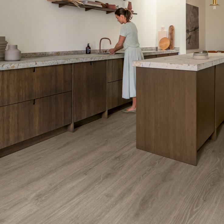 Ламінат Majestic Дуб лісовий коричневий 2050х240x9,5 Quick-Step - Альберо