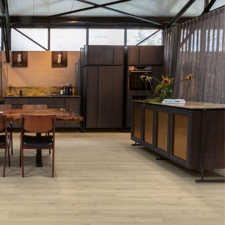 Ламінат Classic Дуб сірувато-бежевий з пісочним відтінком 1200х190x8 Quick-Step - Альберо