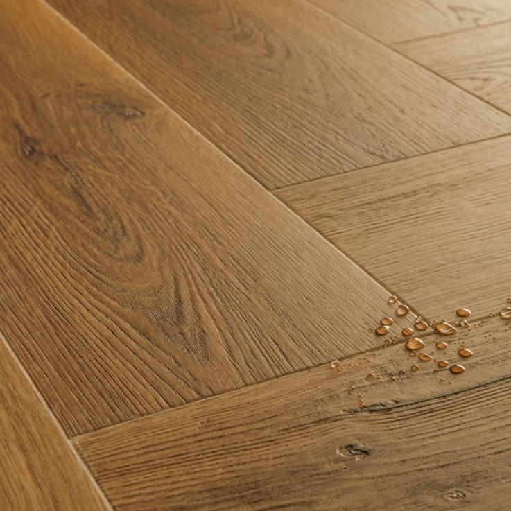 Вінілова підлога Ciro Herringbone Дуб ботанічний карамельний 630х126x6 Quick-Step - Альберо