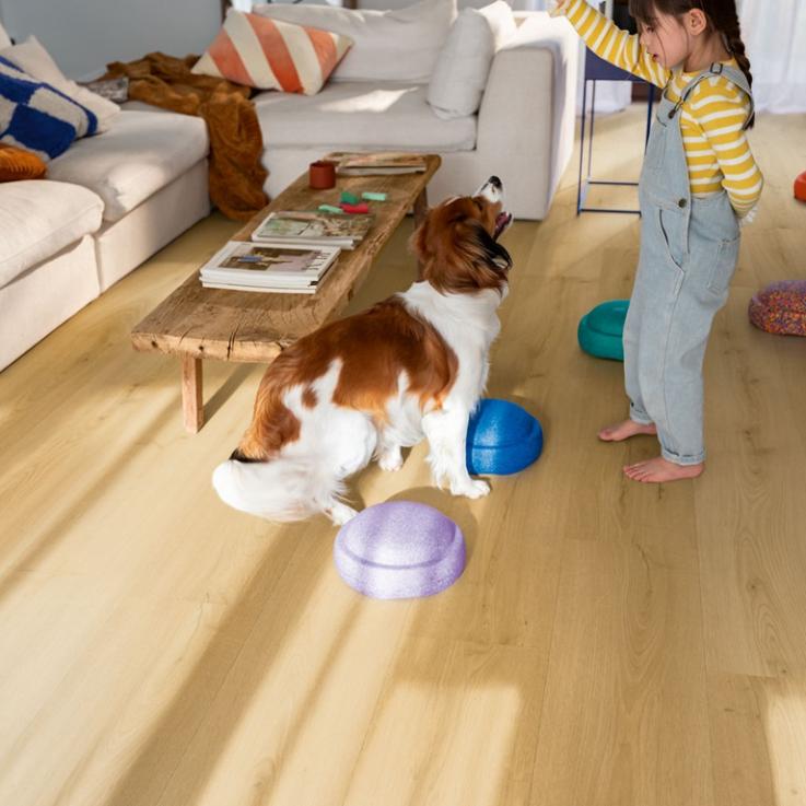 Виниловый пол Bloom Дуб шлифованный медовый 1494х209x6 Quick-Step - Альберо