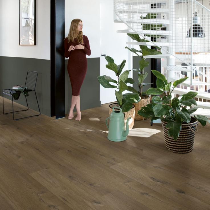 Виниловый пол Fuse Linen Дуб темно-коричневый льняной 228,6x1500x2,5 Quick-Step - Альберо