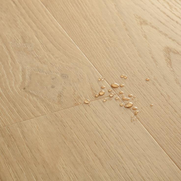 Виниловый пол BLOS Дуб прибрежный бежевый 1251х189x5 Quick-Step - Альберо